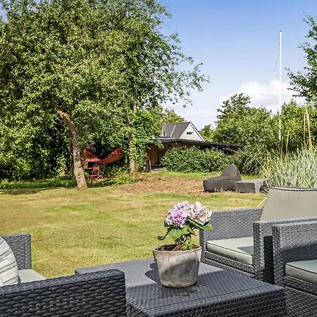 Beautiful In With Outdoor Swimming Pool Holiday home *