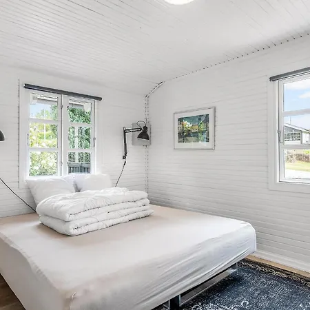 Cozy Home In Logstrup With Wifi *